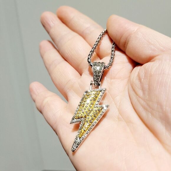 Brand New Gold Rhinestone Storm Sign Silver Necklace - Picture 2 of 7